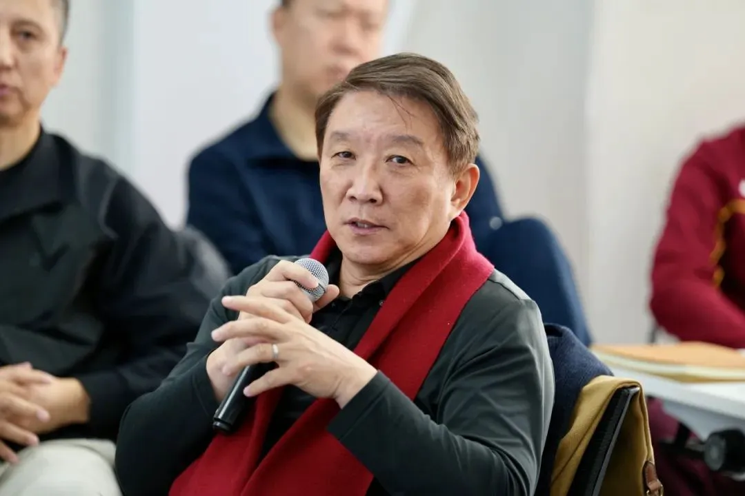 哪里可以找到适合篮球运动员的放松方法?_0